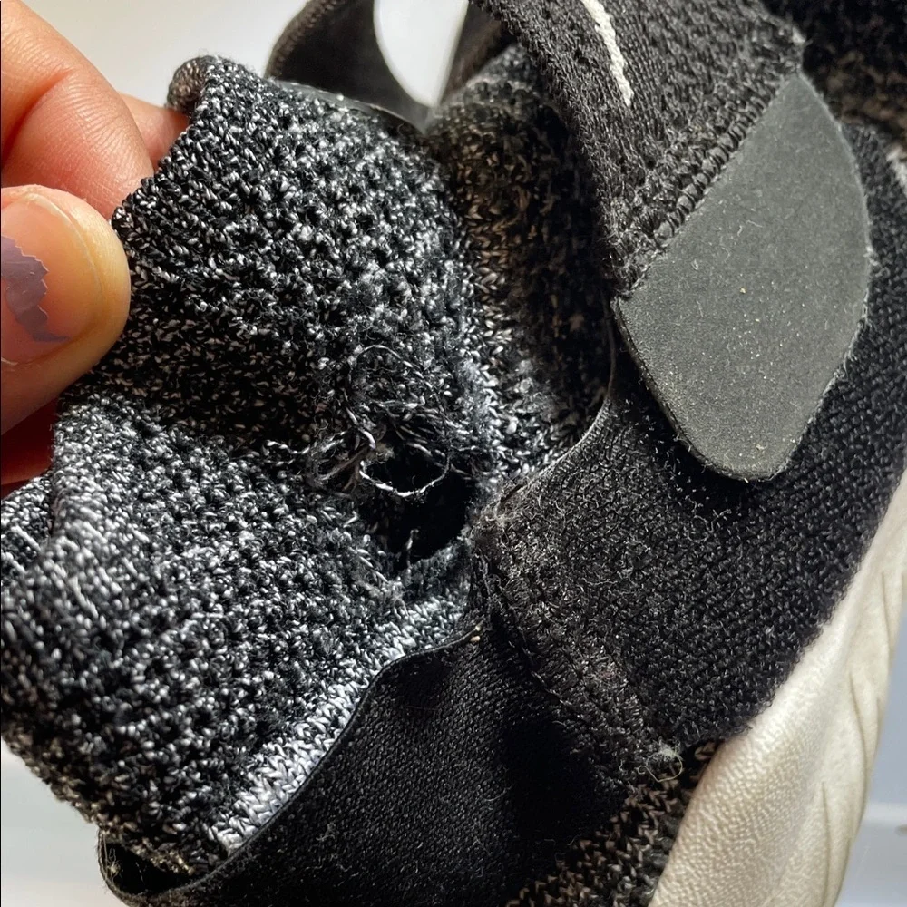 Nike Kids Black and Gray Sneakers